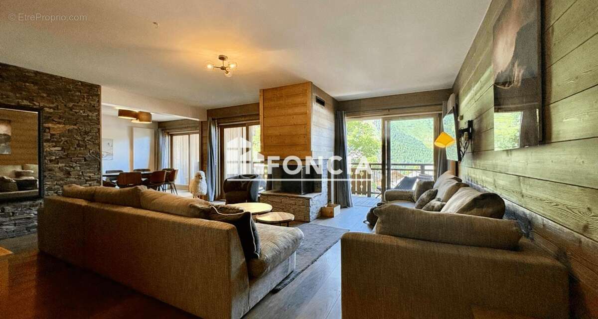 Appartement à LES ALLUES