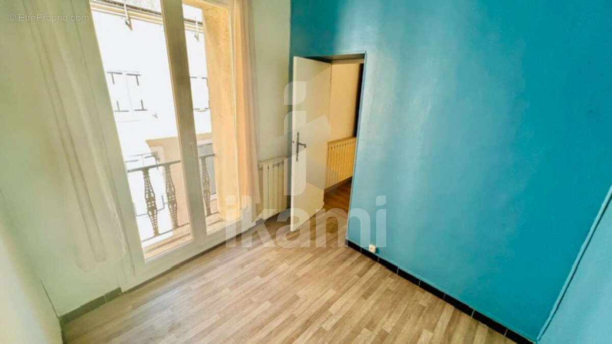 En vente à Tournon-Sur-Rhône : grand appartement avec terrasse - photo 11