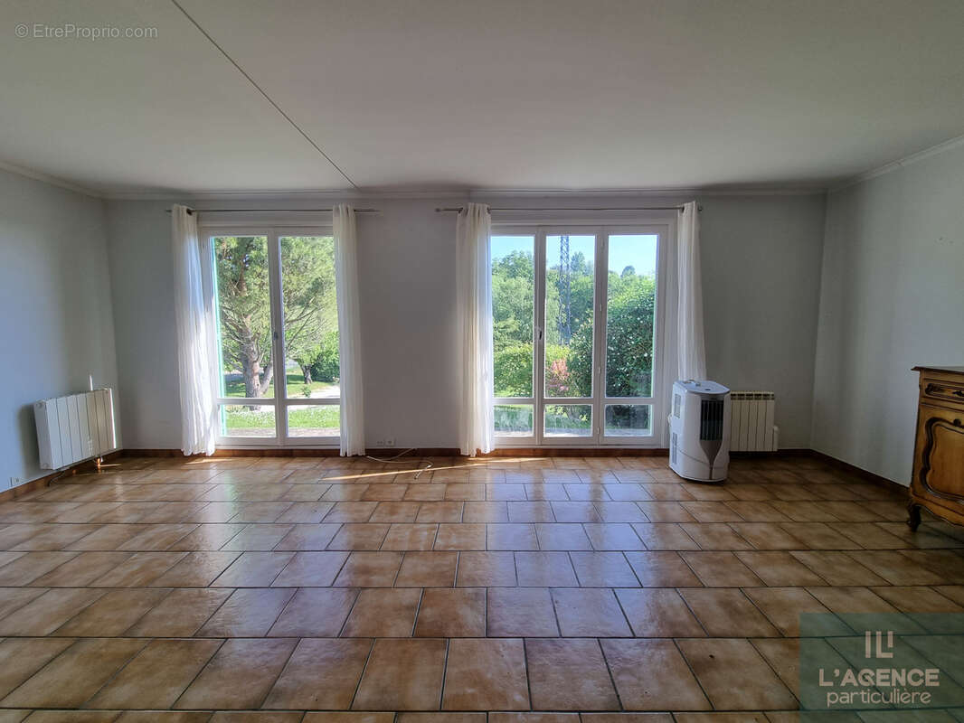 Maison à CASTANET-TOLOSAN