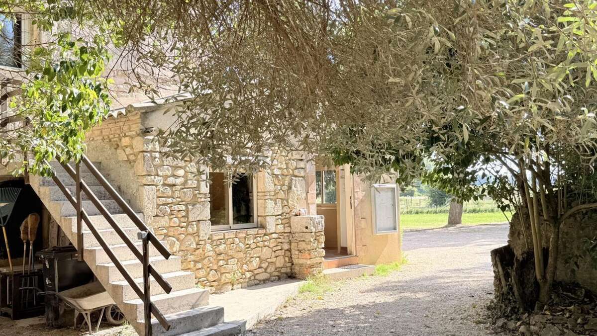Maison à BOLLENE