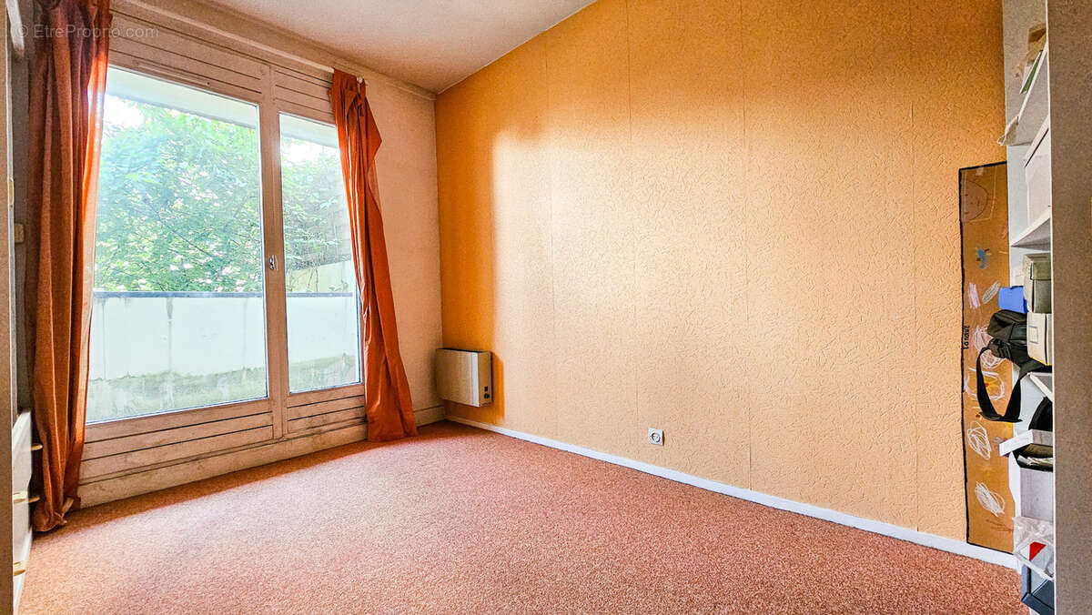 Appartement à HOUILLES