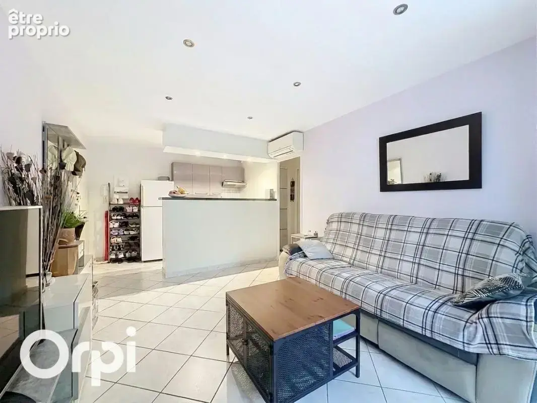 Appartement 2 pieces 35 m² + stationnement + cave + jardin + veranda 14 m² + piscine - photo 8