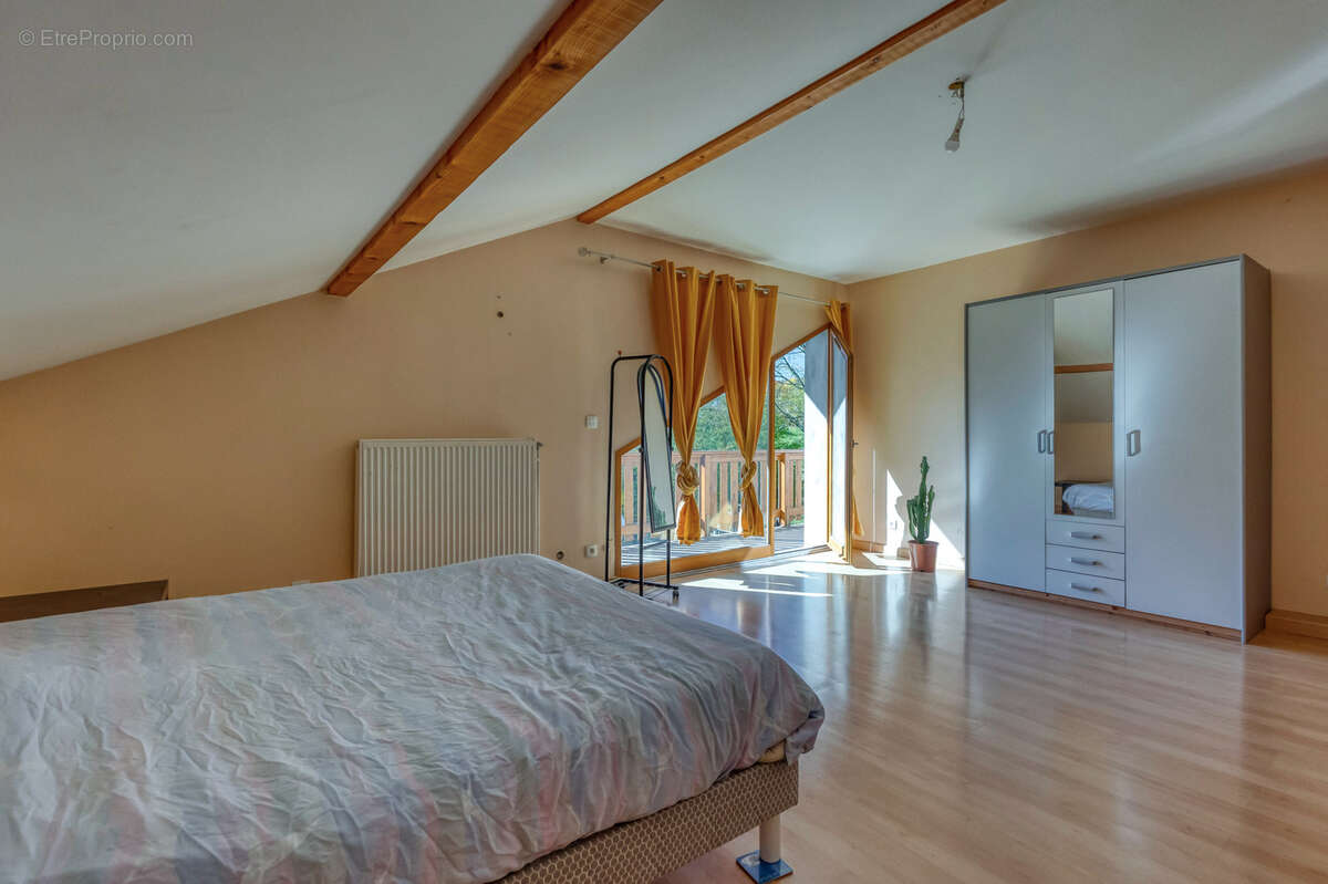 Maison à POMMIERS-LA-PLACETTE