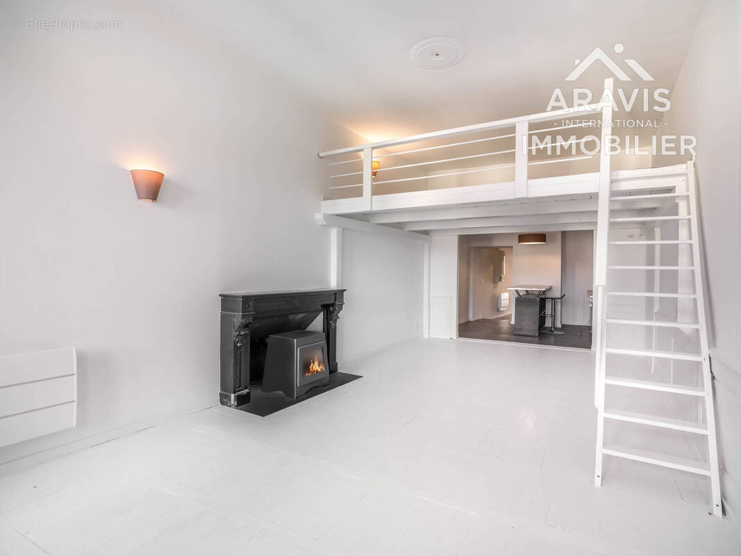 Appartement à SEYTHENEX
