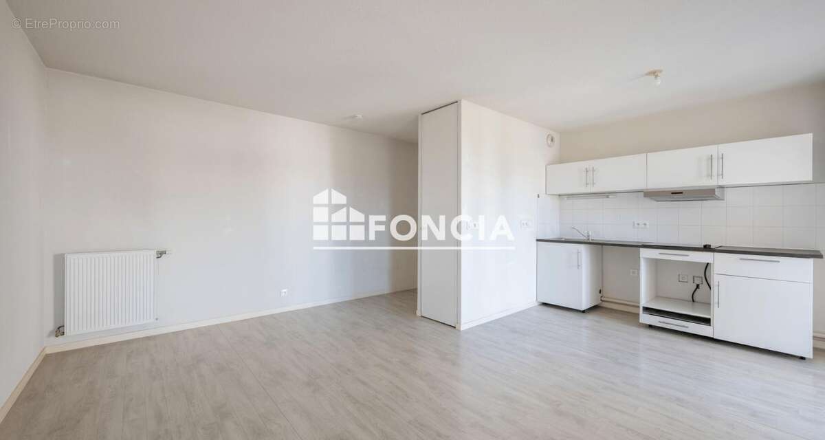 Appartement 53 m² à Eysines  - photo 3