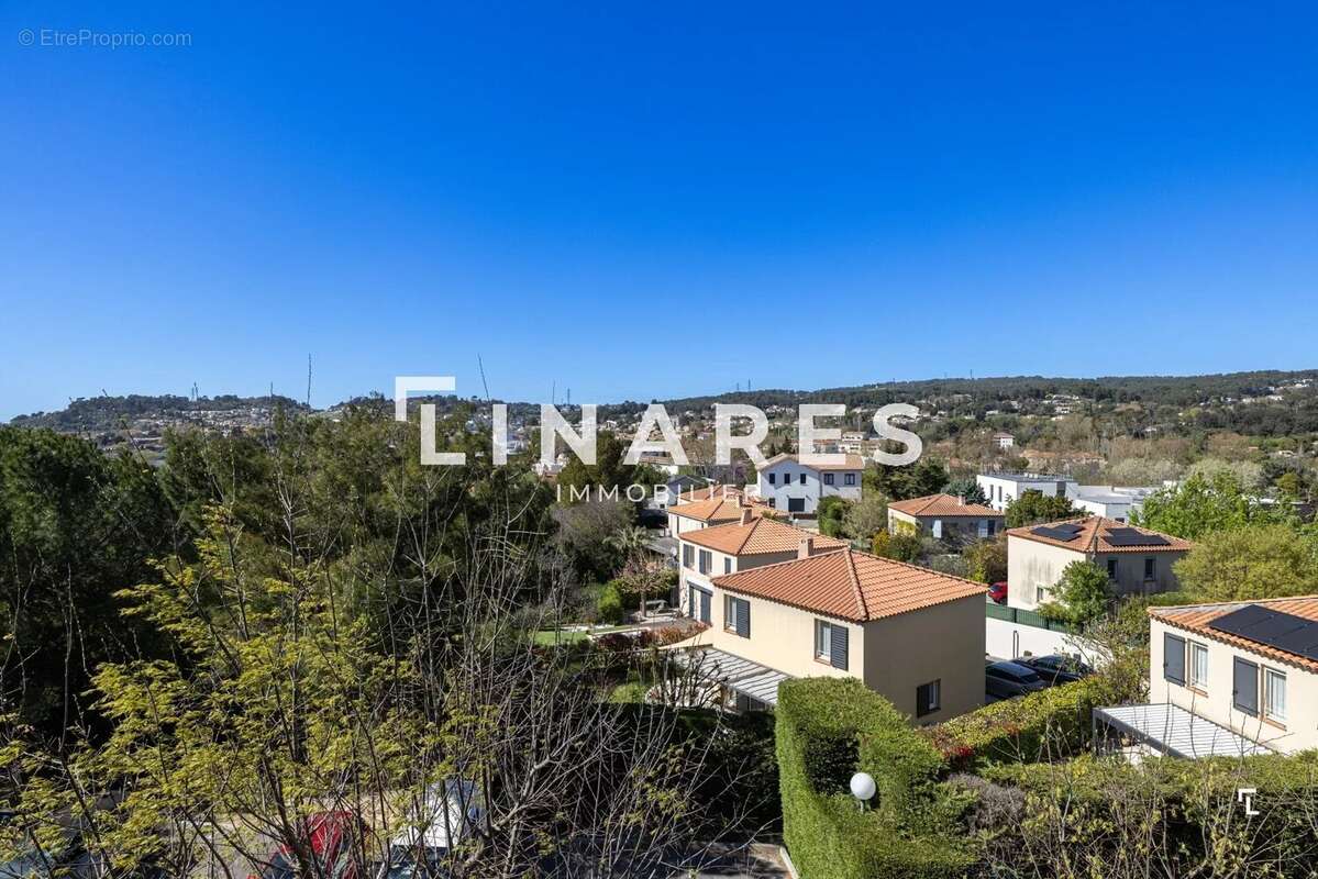 Appartement à MARSEILLE-11E
