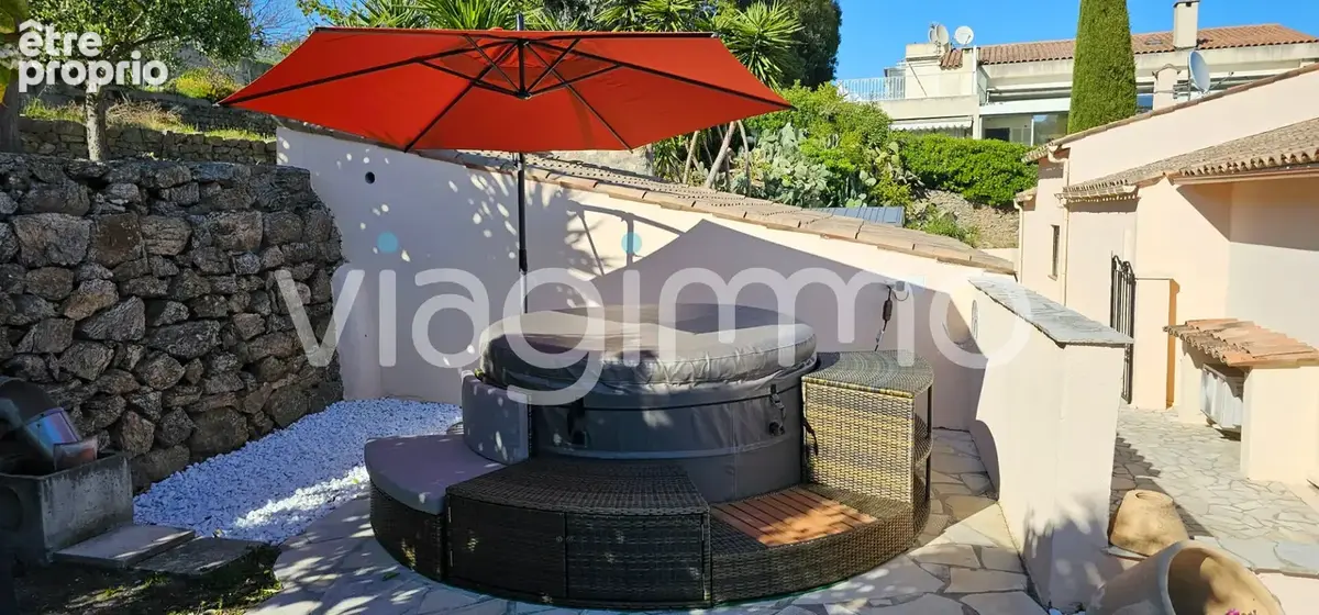 Maison Vaullauris- Hauteurs Golfe Juan 4 pièce(s) 132.15 m2 avec belle vue mer - photo 11