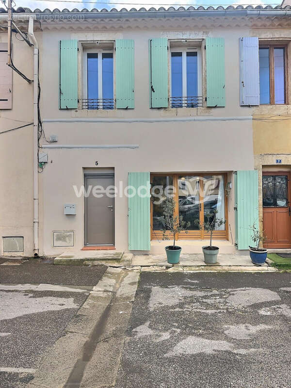 Maison à SAINT-CHAMAS