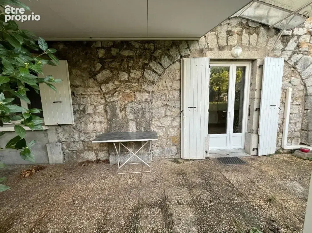 Appartement RDC avec extérieur - photo 4
