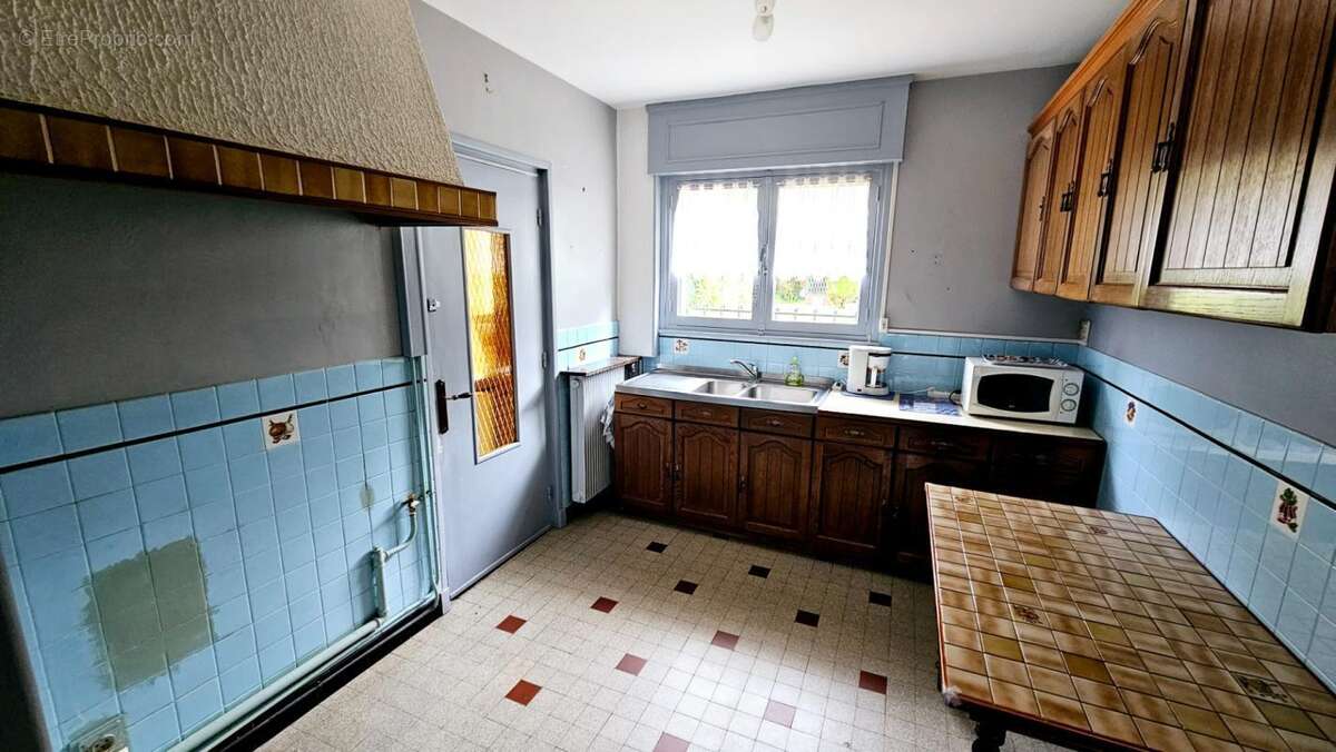 Maison 4 pièces / 80 m² / 128 000 EUR / ARRAS - photo 6