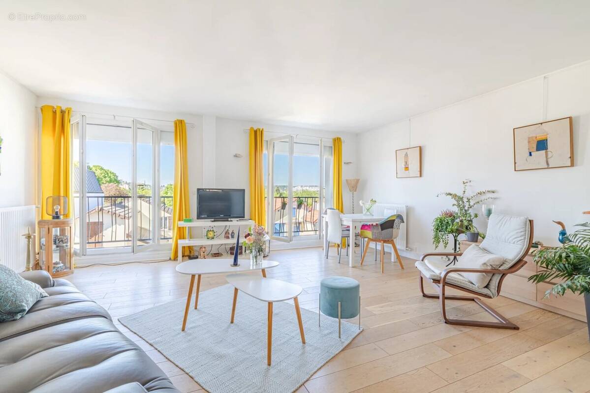 Appartement à ISSY-LES-MOULINEAUX