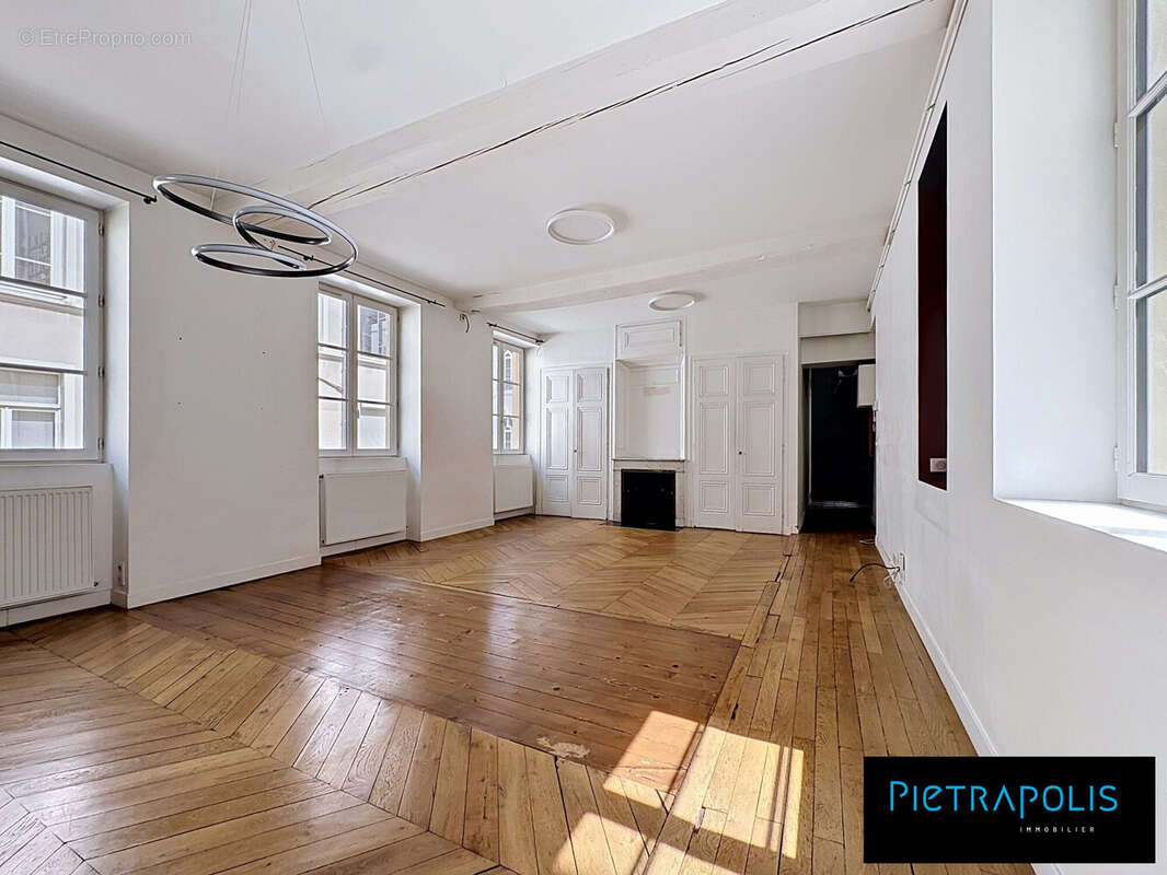 Appartement à LYON-1E