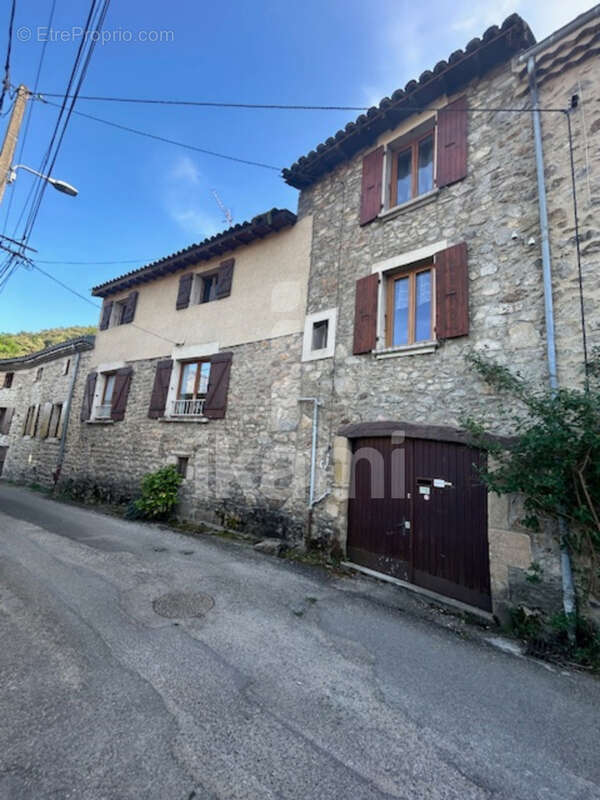 Maison à VION