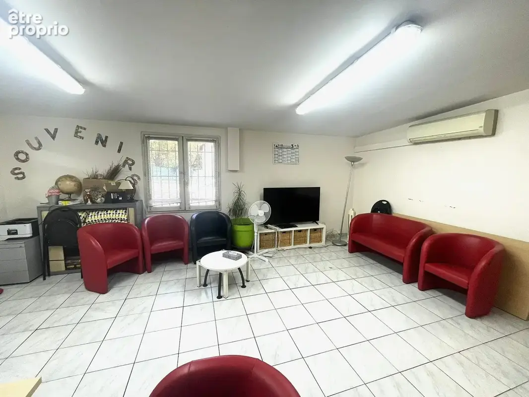 Commerce 512 m² à vendre à Marseille-14e (13014) - photo 4