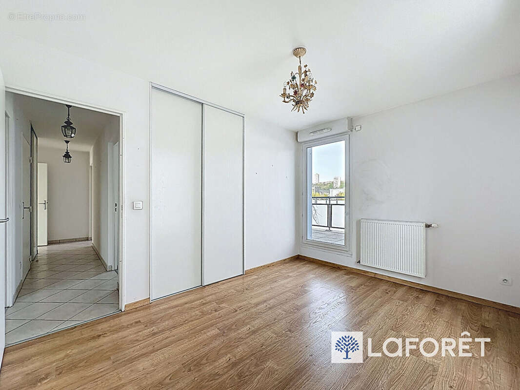 Appartement à LYON-9E