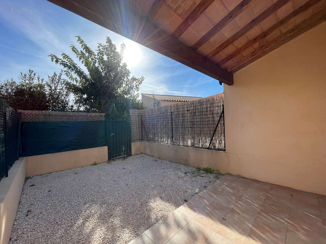 Maison à BORMES-LES-MIMOSAS