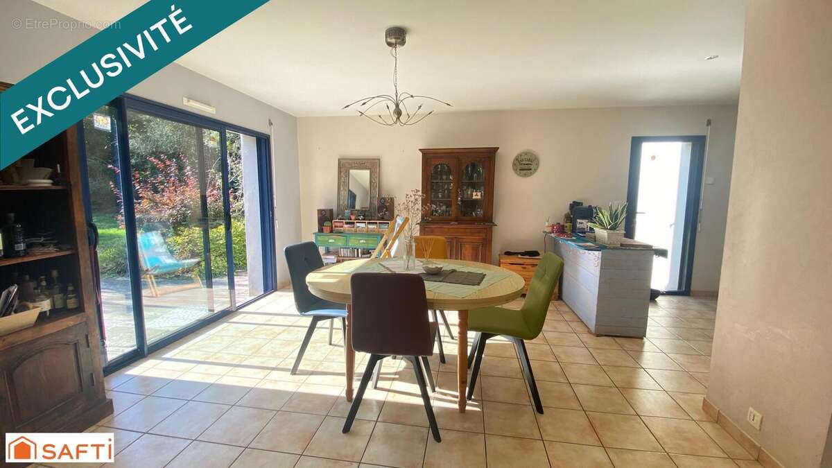 Photo 3 - Maison à PLUVIGNER