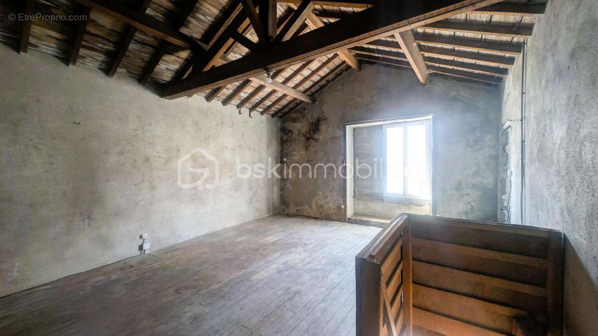 Maison de ville 93 m² avec garage & potentiel  tout à pied & disponible immédiatement ! idéal investissement locatif à forte ren - photo 17