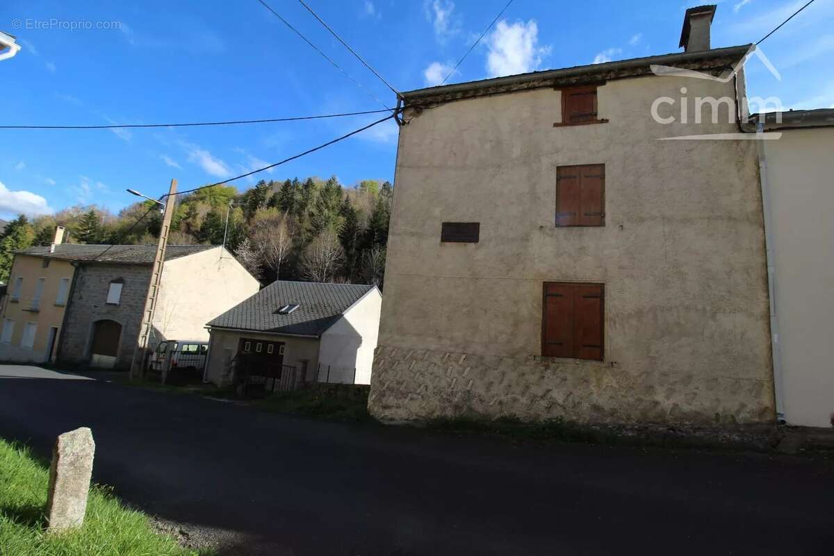 Maison à ROQUEFORT-DE-SAULT