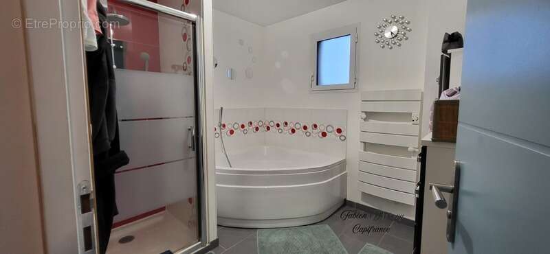 Maison à NEUFCHATEL-EN-BRAY