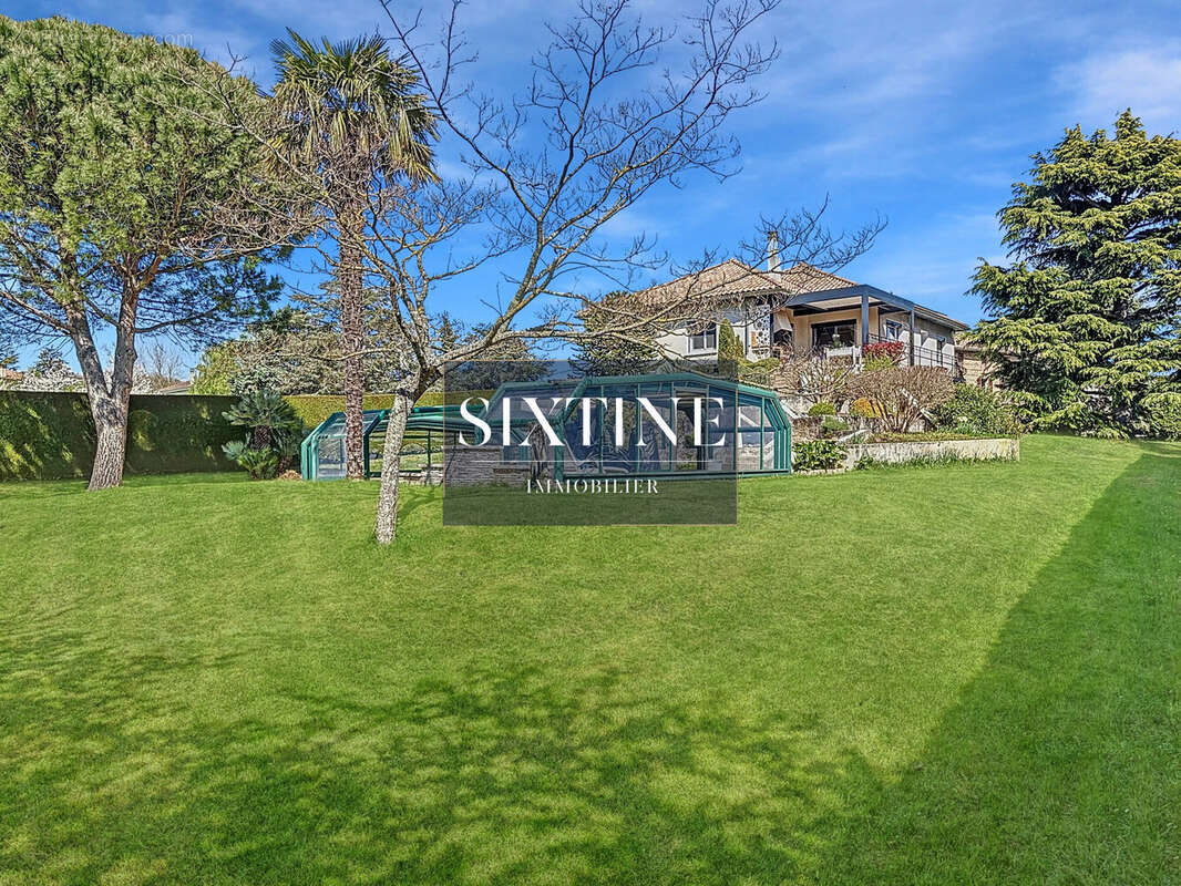 Maison à LES COTES-D'AREY