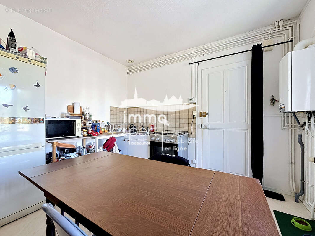 Appartement à MIRECOURT