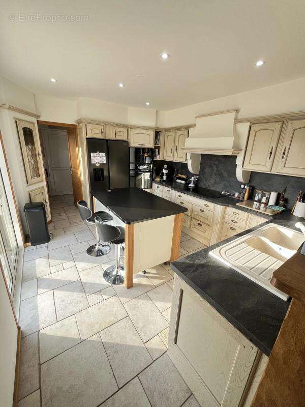 Maison à TOURNAN-EN-BRIE