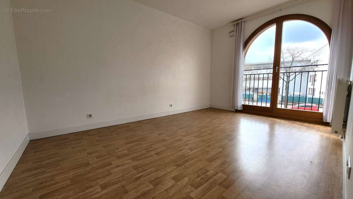 Appartement à MAISONS-ALFORT