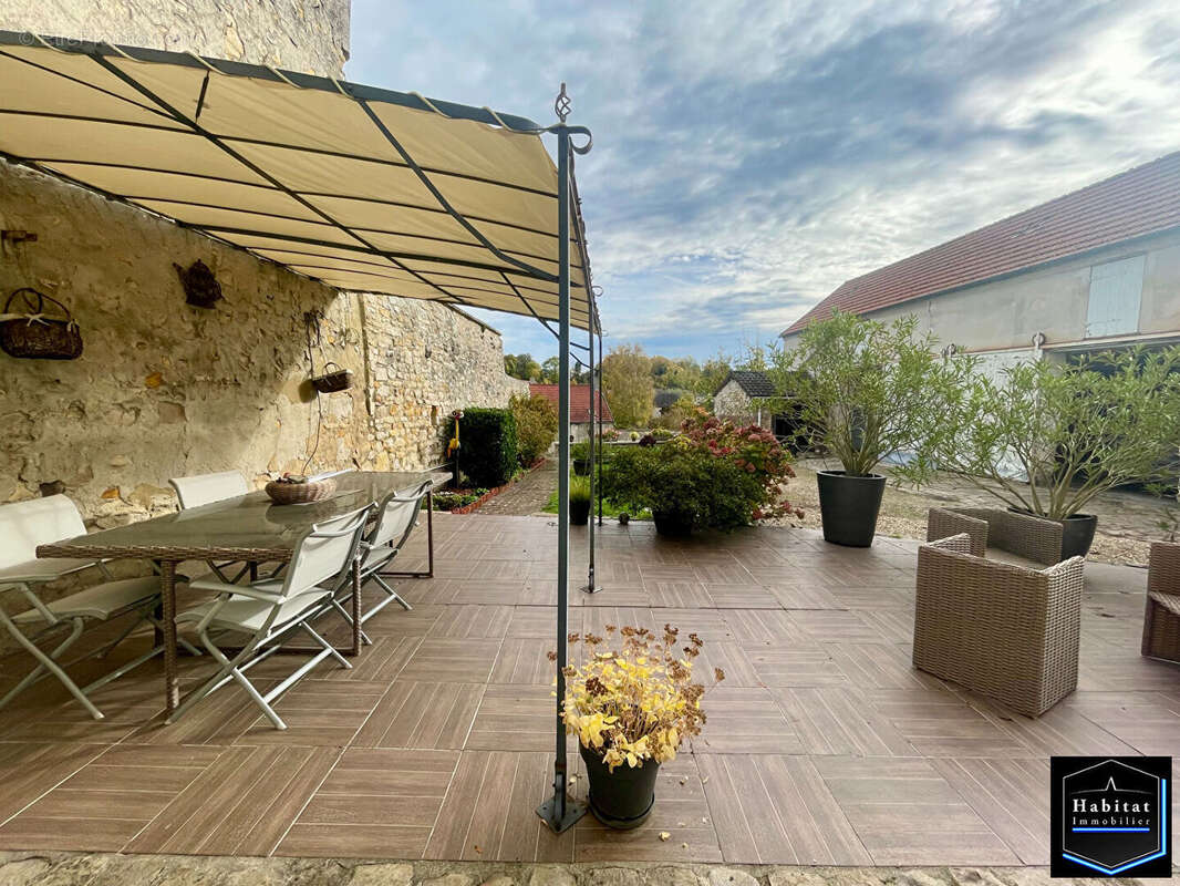 Maison à NANTEUIL-LE-HAUDOUIN