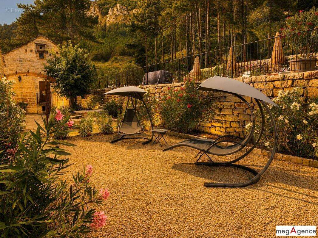 Gorges du Tarn – Bien touristique rentable + gros potentiel (rare) - photo 3