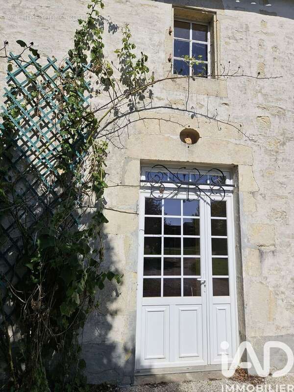 Maison 301 m² à Marigny  - photo 6
