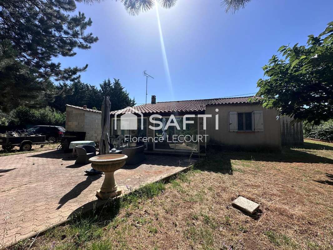 Photo 3 - Maison à SAINT-MAXIMIN-LA-SAINTE-BAUME