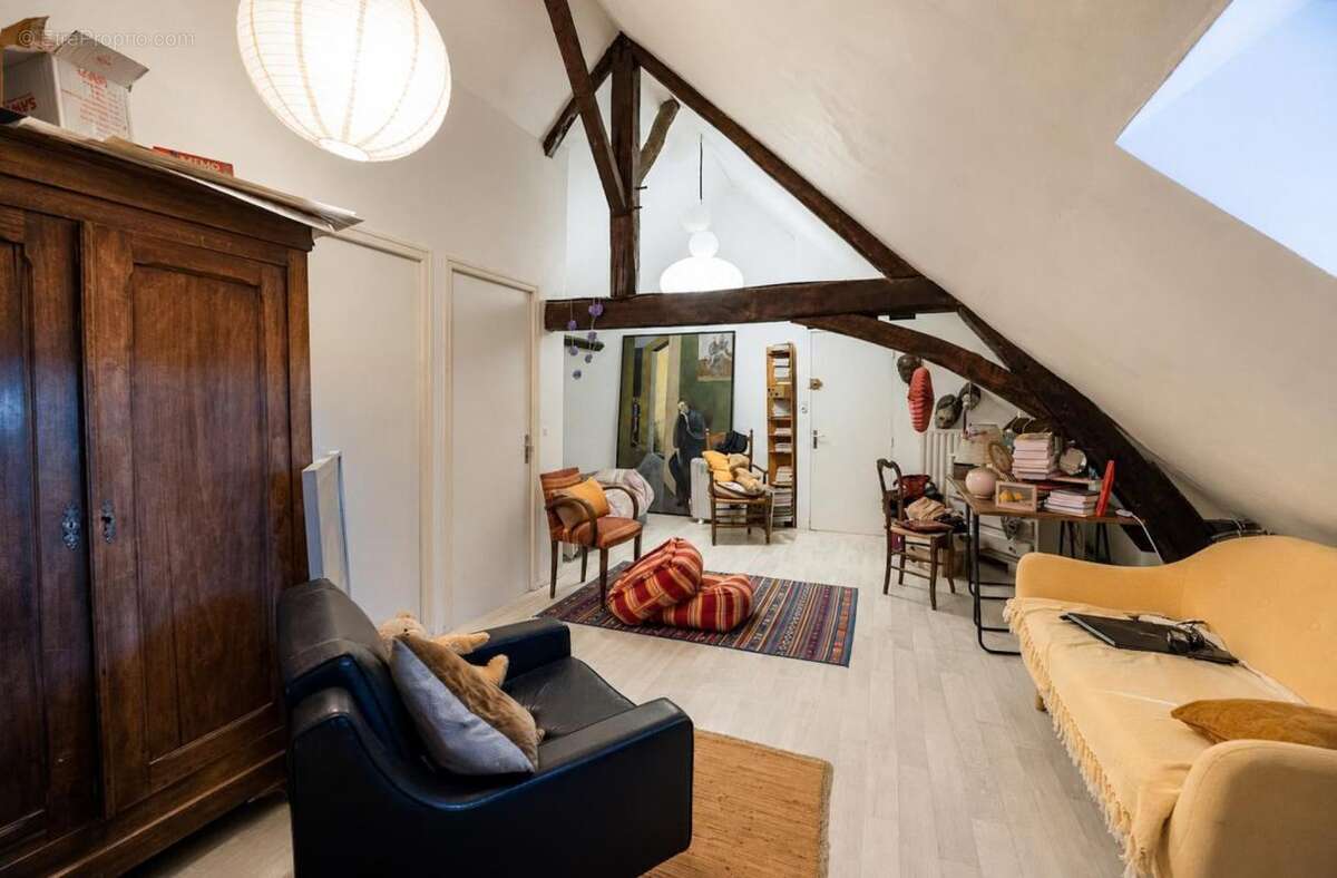 Maison à SAVIGNE-L'EVEQUE