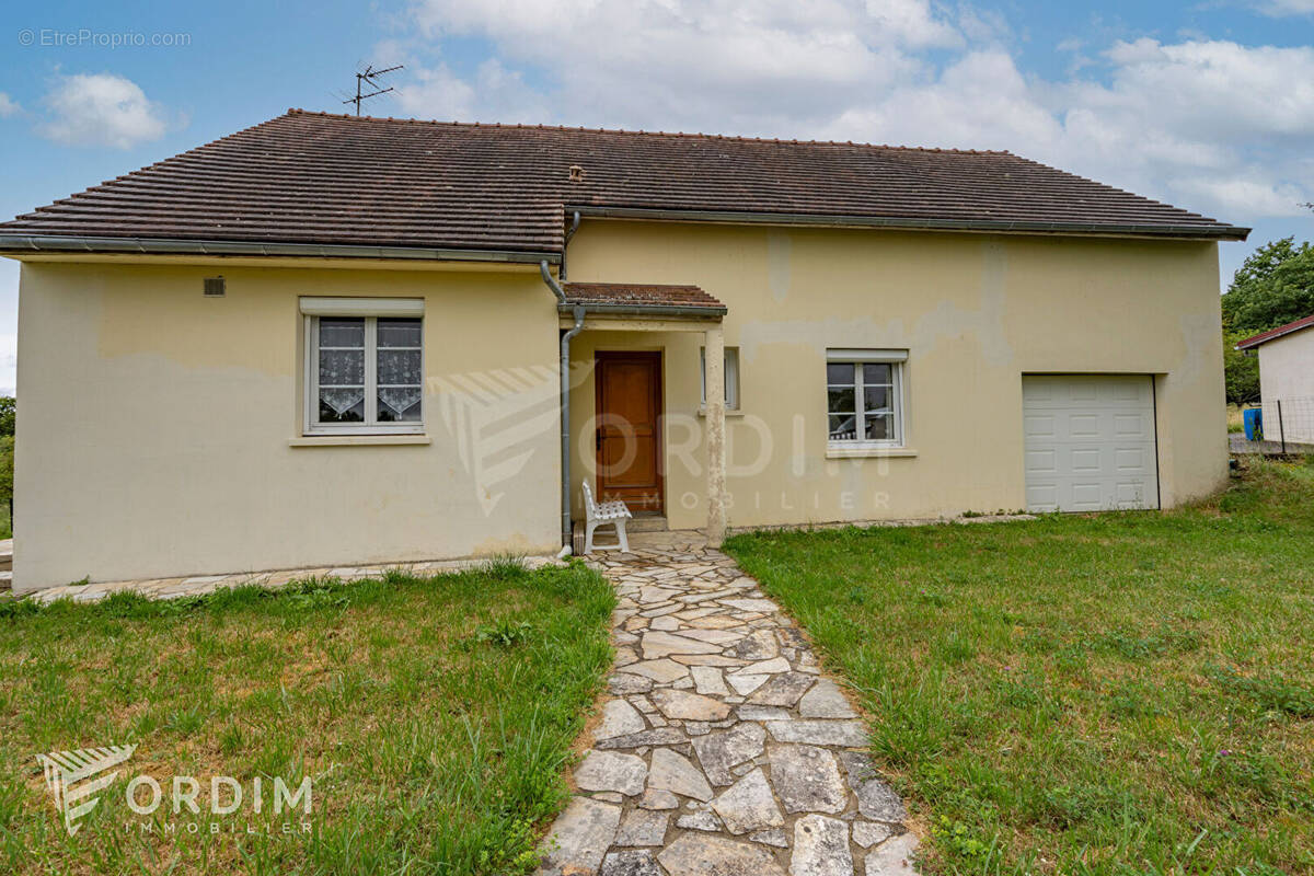 Maison à LEVIS