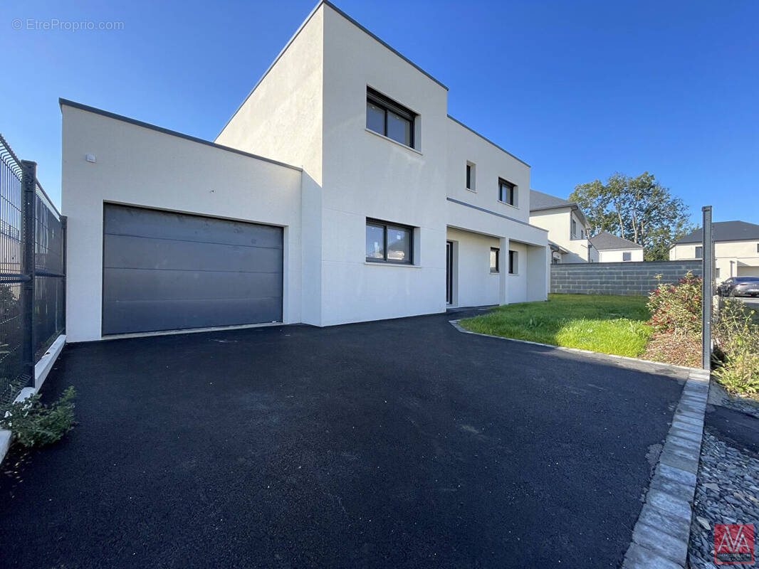 Maison à BIEVILLE-BEUVILLE