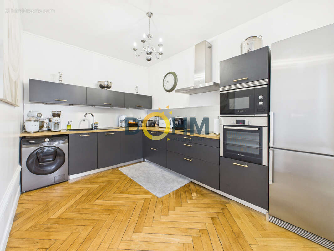 Appartement à SAINT-ETIENNE