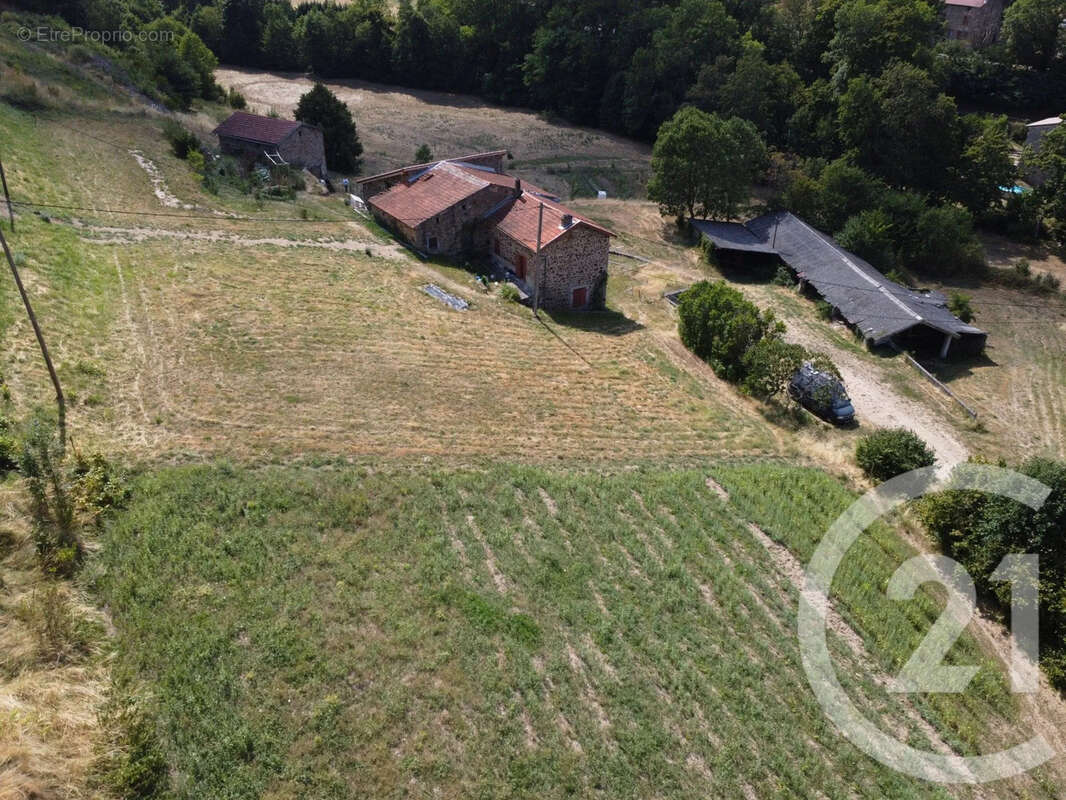 Maison 150 m² à Vocance  - photo 7