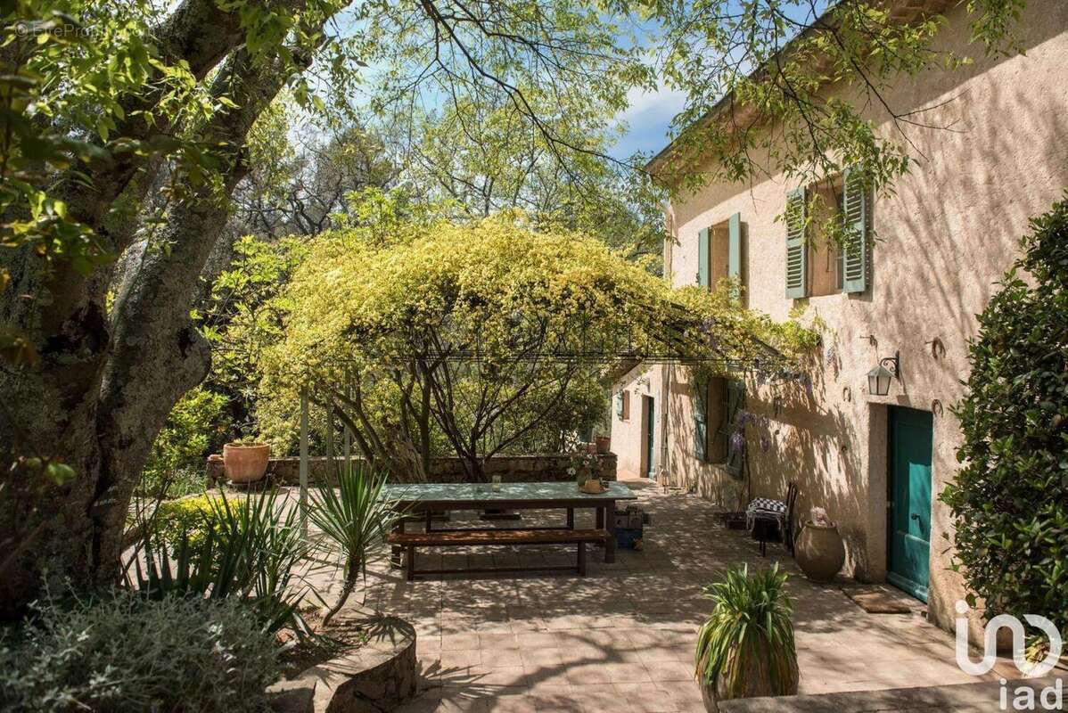 Photo 2 - Maison à LORGUES