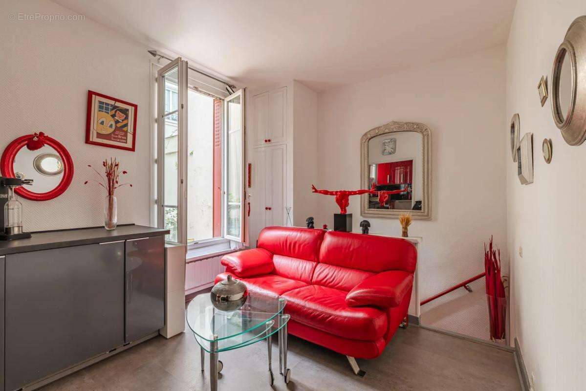 Appartement à PARIS-15E