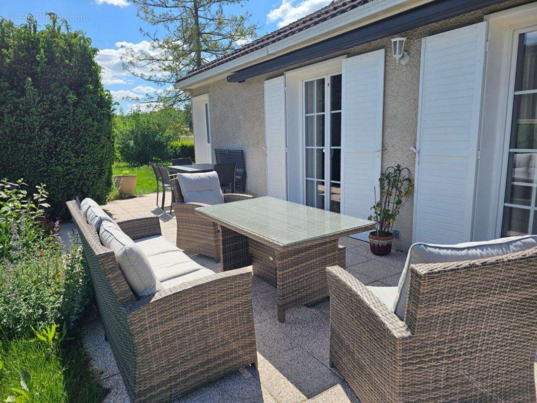 Maison Lesmenils 5 pièce(s) 91.35 m2 - photo 2