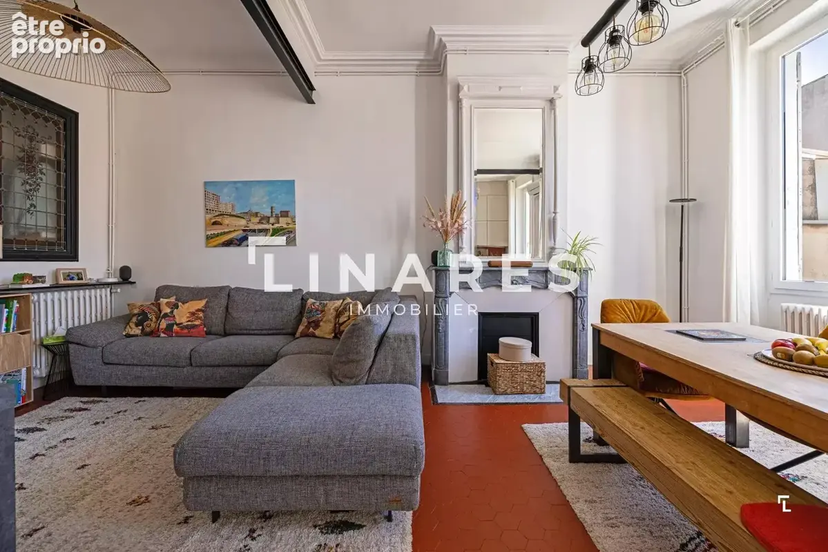 Appartement à MARSEILLE-1E