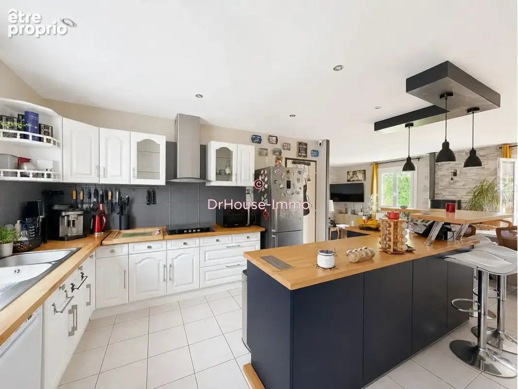 Maison 105 m² à Lumigny-Nesles-Ormeaux  - photo 5