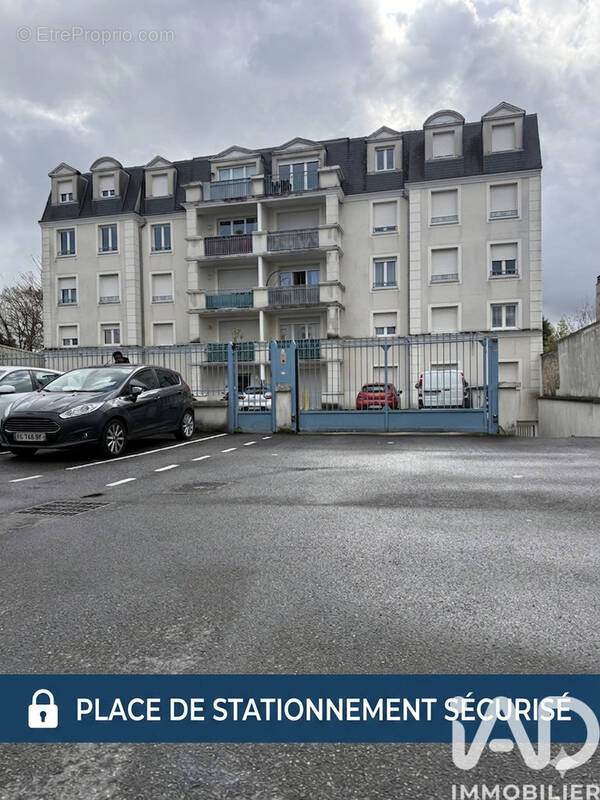 Photo 1 - Appartement à DAMMARIE-LES-LYS