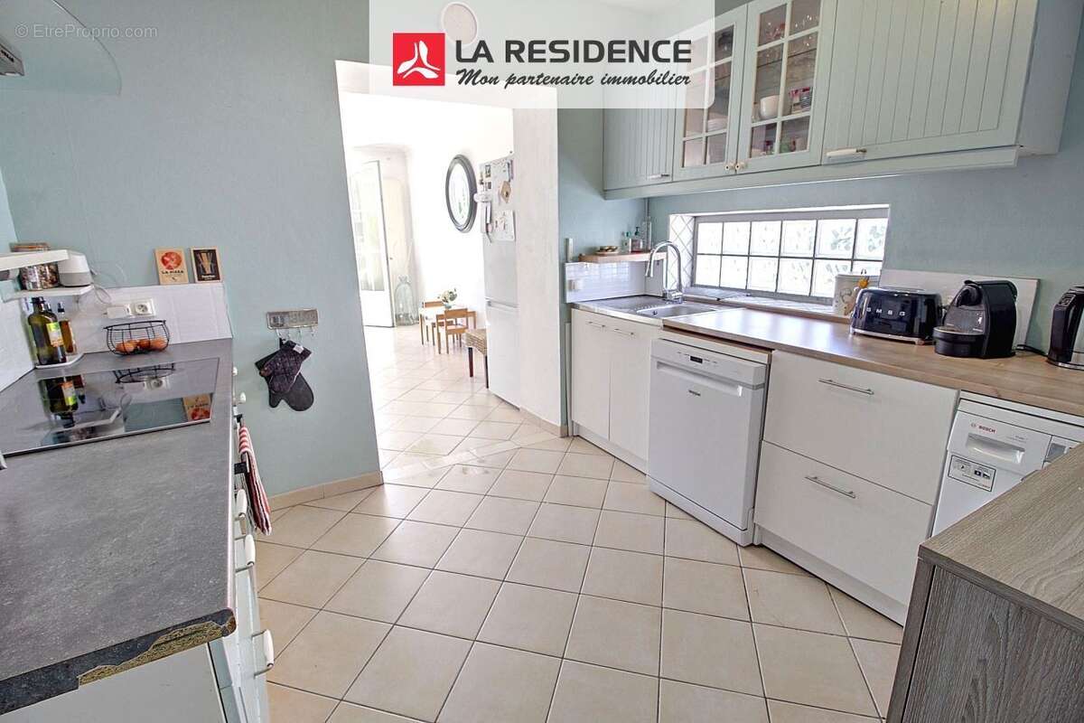 Maison 188 m² à Vaux-Sur-Seine  - photo 3