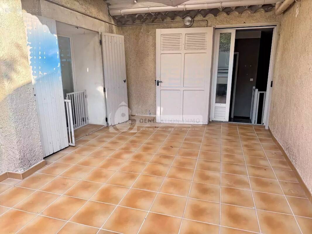 Appartement à EYRAGUES