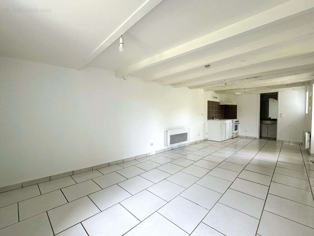 Maison à MARIGNY-BRIZAY