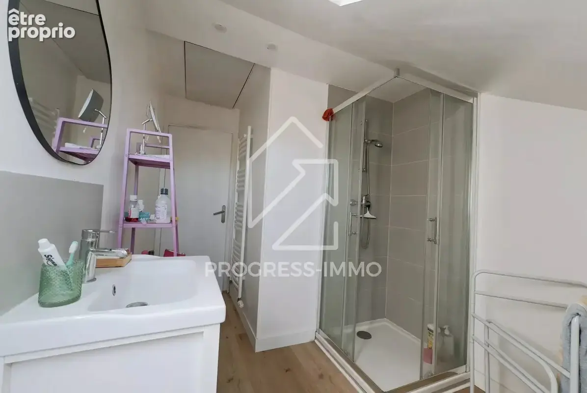 Maison familiale 5 chambres, 140m² sur 398m² - photo 4