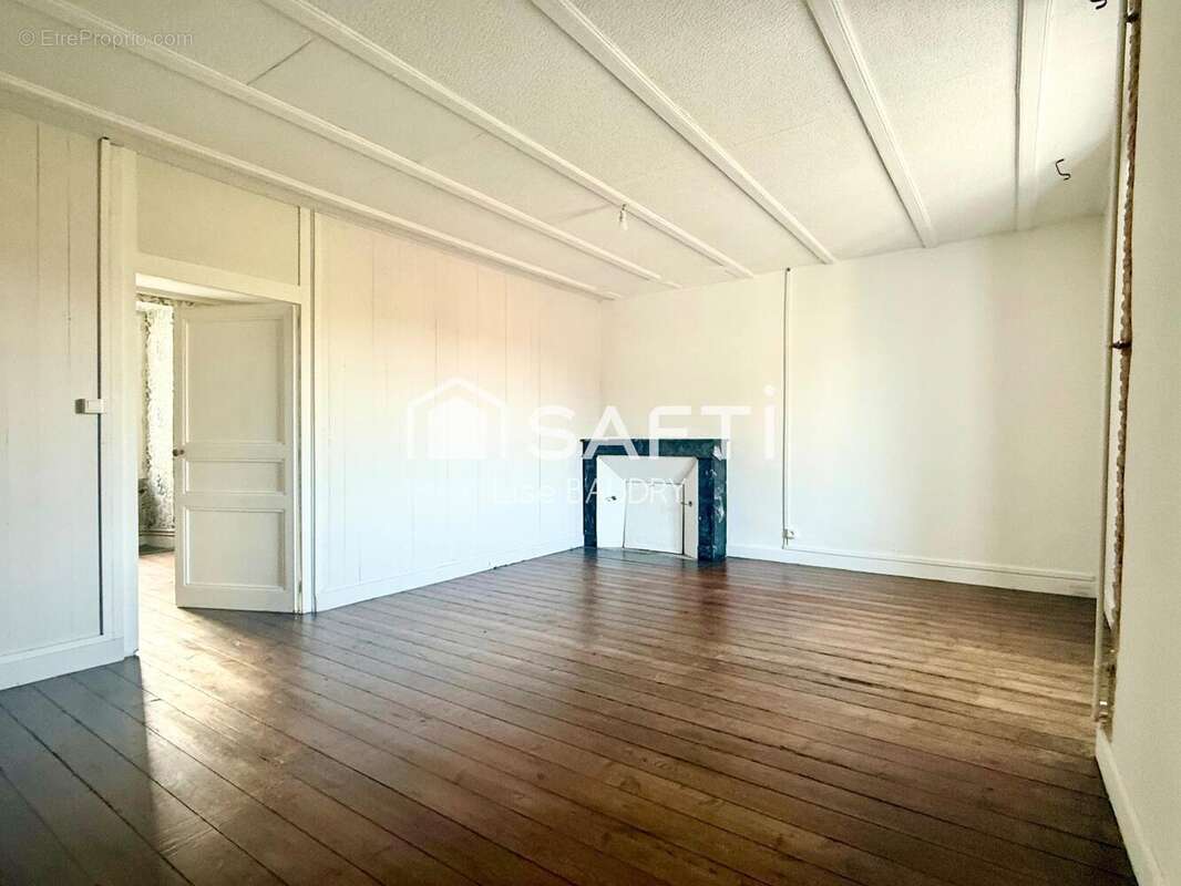 Maison 292 m² à L'hermenault  - photo 8