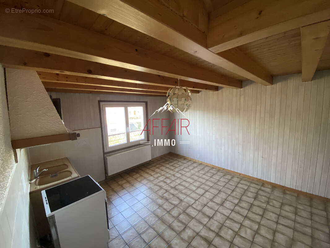 Appartement t2 53 m2 dans maison - 74240 gaillard - photo 4