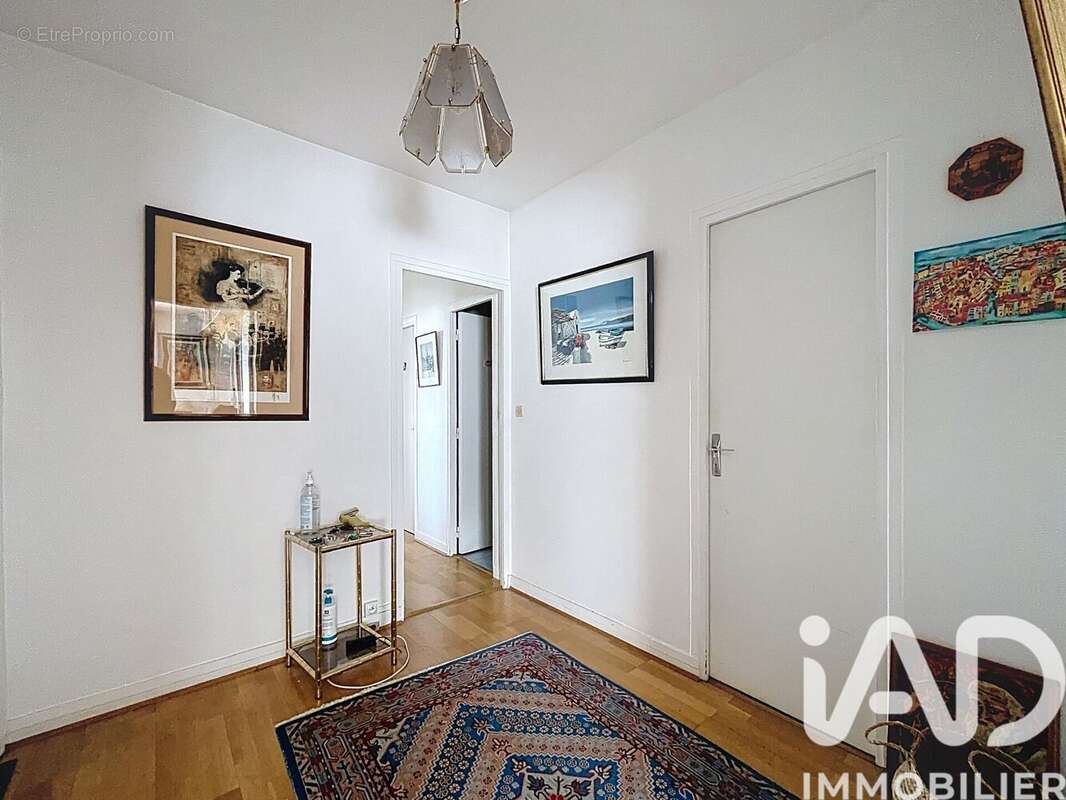 Photo 8 - Appartement à PARIS-19E
